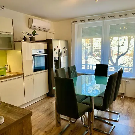 Clara Apartment